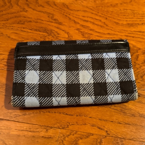 Vera Bradley | EUC Wallet in Alpine Check - Retired Pattern - Picture 2 of 4